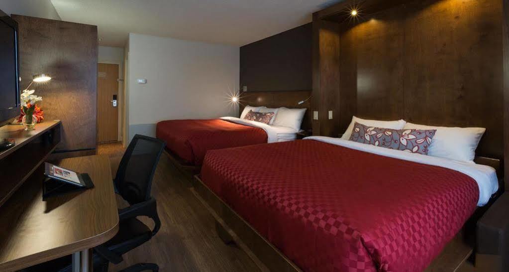 N Hotel Quebec Bagian luar foto